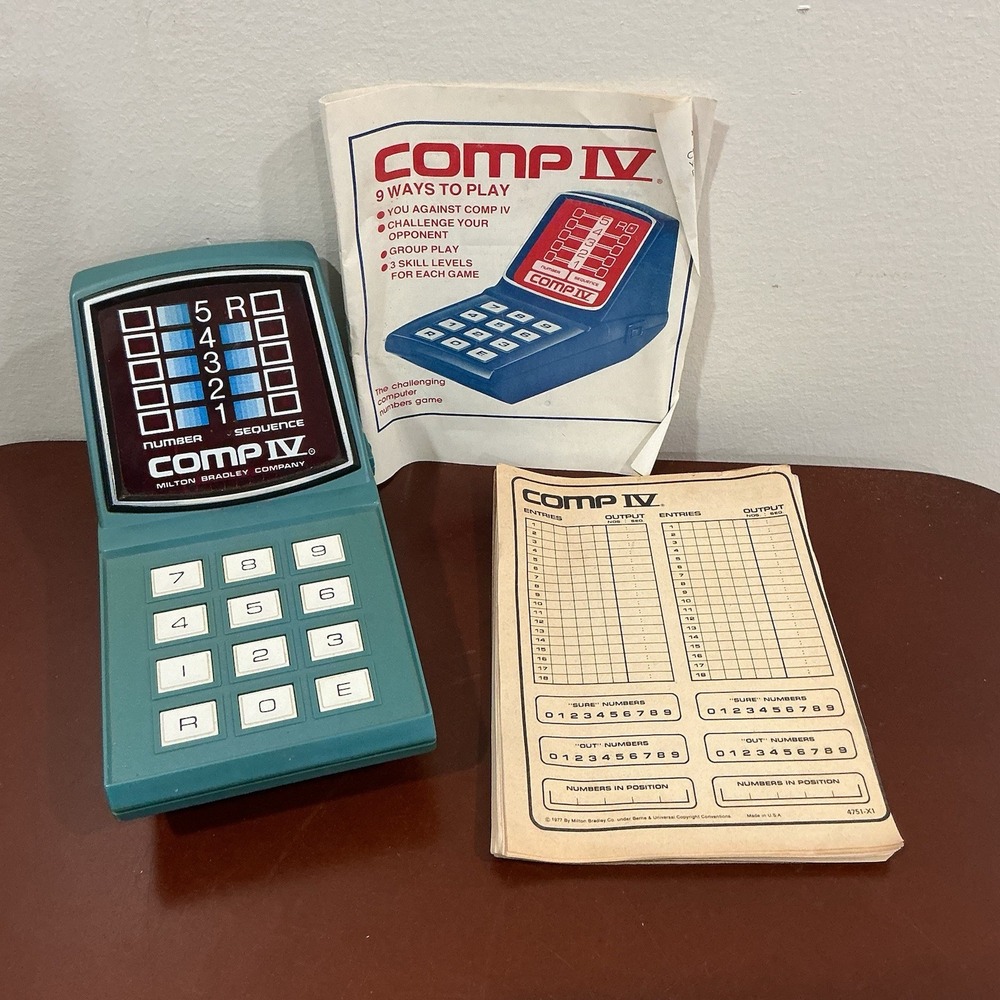 Milton Bradley Comp IV Computer Battery Powered Game 1977, Incl Instr. Score Pad